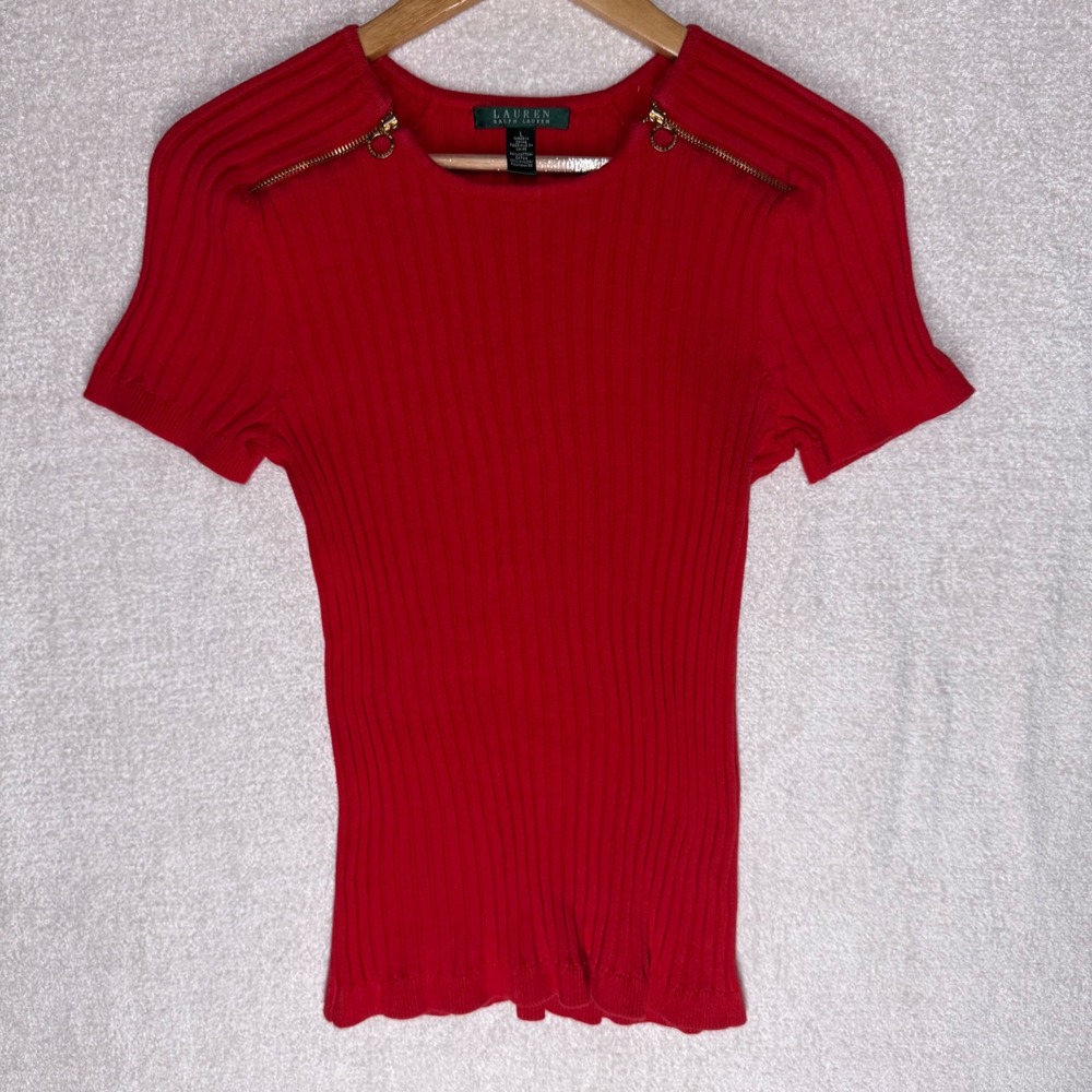 Lauren Ralph Lauren Women L Red Ribbed Knit Top Gold Zip Shoulder Short Sleeve